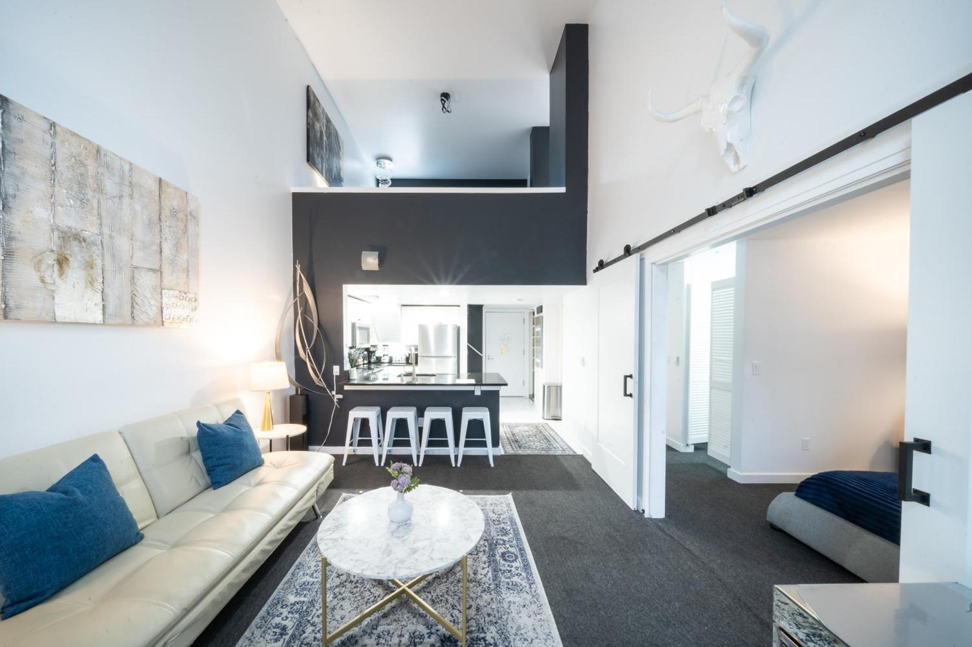 Space Needle Downtown Modern Top Story Penthouse 西雅图 外观 照片